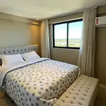 Studio no último andar no CENTRO de FOZ com vista para o rio Paraná